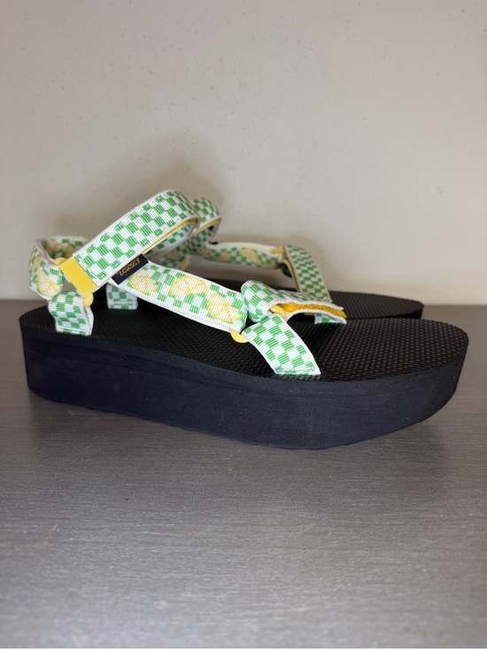 Teva Shoes - Teva Flatform Universal Platform Sandals Women’s Size 11 Yarrow Picnic Slice